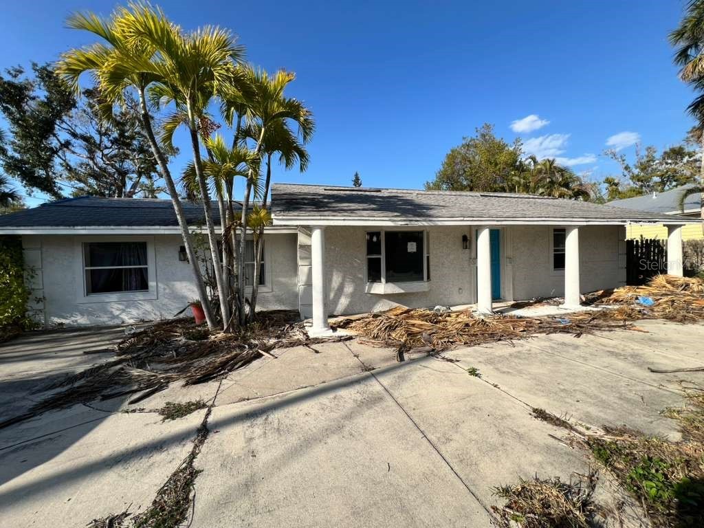 749 Siesta Drive Sarasota FL 34242 O6399340 image2