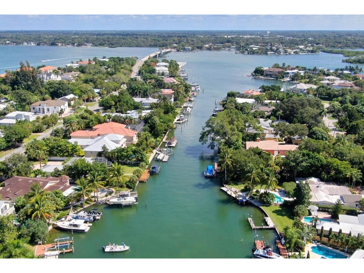 749 Siesta Drive Sarasota FL 34242 O6399340 image3
