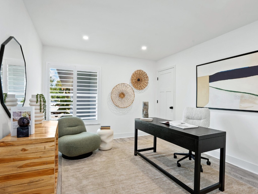 749 Tropical Circle Sarasota FL 34242 A4673529 image15