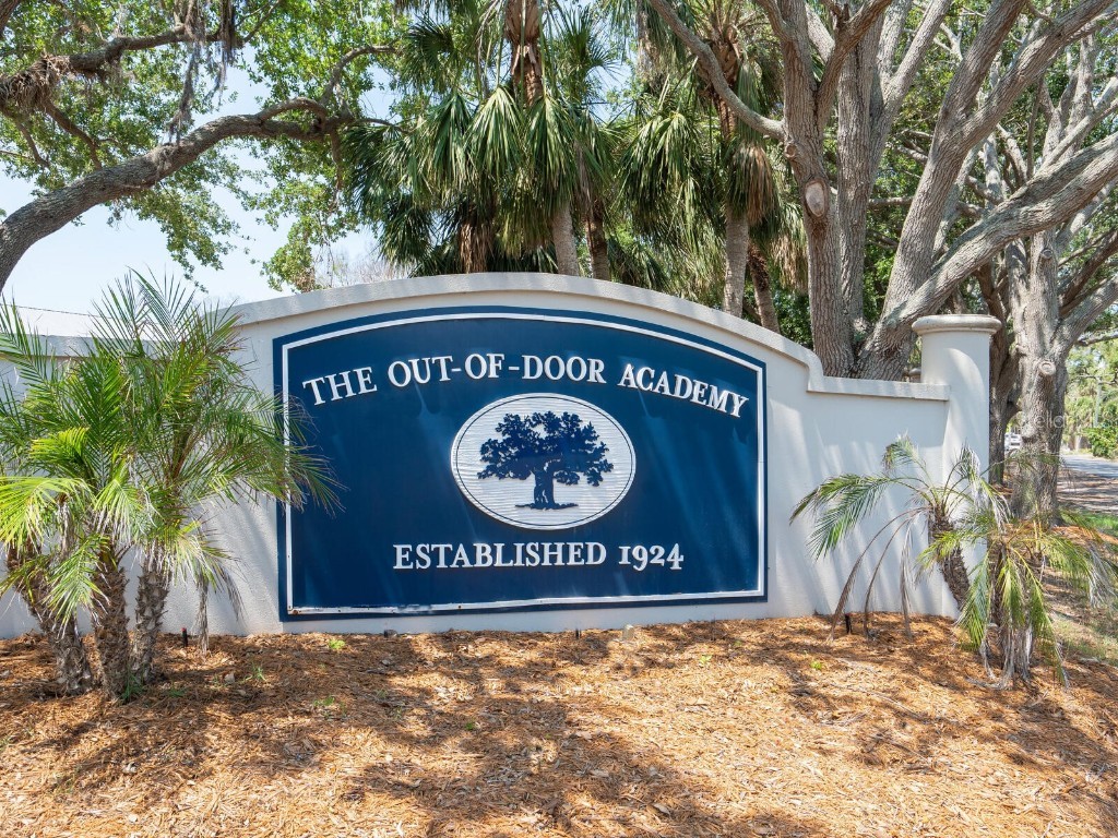 749 Tropical Circle Sarasota FL 34242 A4673529 image45