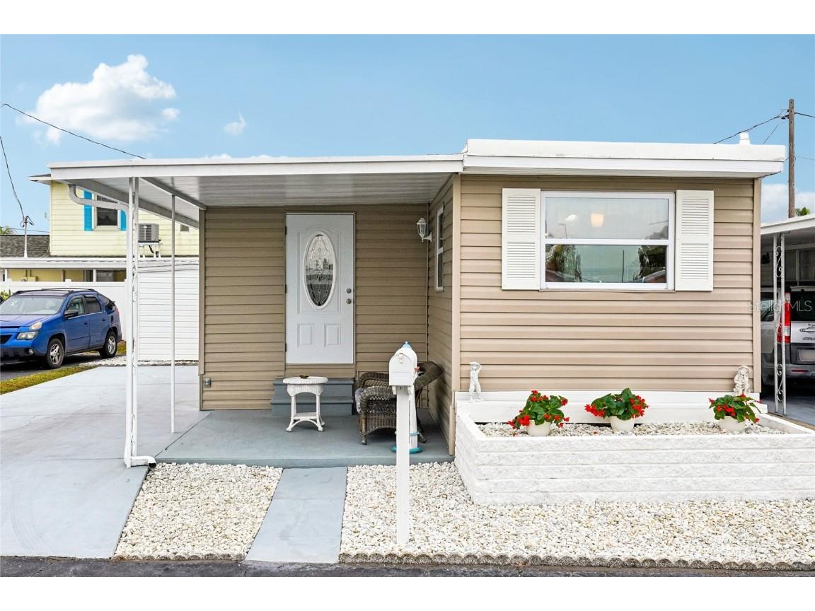 7490 46th Avenue N #225 Saint Petersburg FL 33709 S5138009 image1