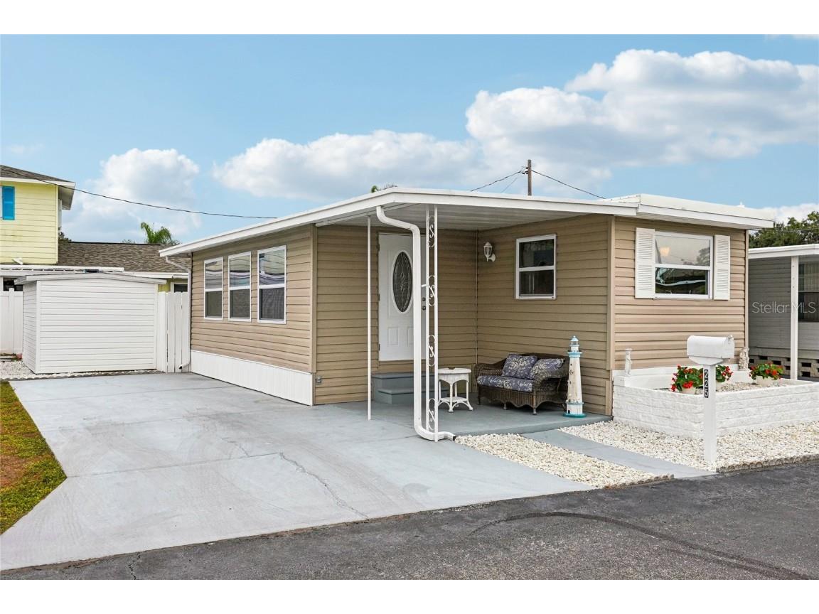 7490 46th Avenue N #225 Saint Petersburg FL 33709 S5138009 image3