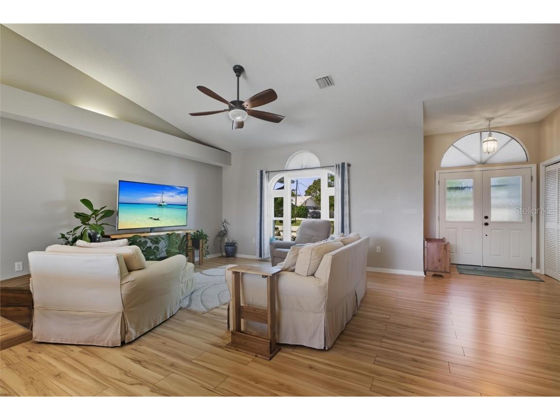 7490 Spinnaker Boulevard Englewood FL 34224 C7517158 image11