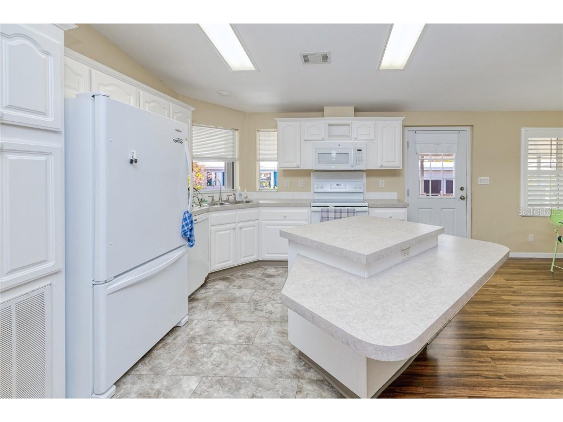 7491 Danvers Circle Port Charlotte FL 33981 - BUTTERFORD WATERWAY C7509315 image6