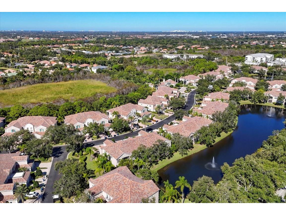 7493 Botanica Parkway #101B17 Sarasota FL 34238 A4670496 image32