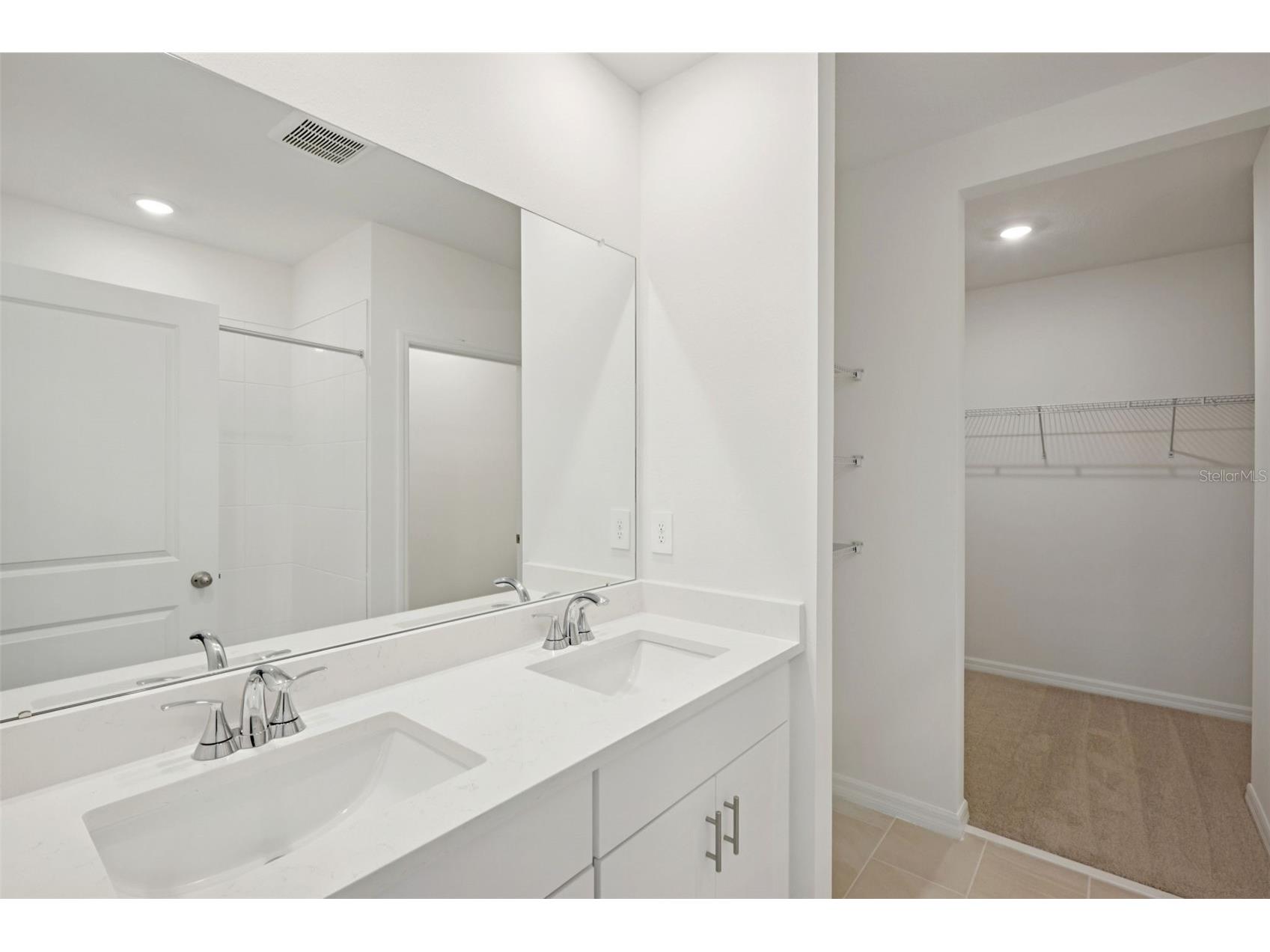 7496 Mia Vine Drive Brooksville FL 34601 TB8474654 image17