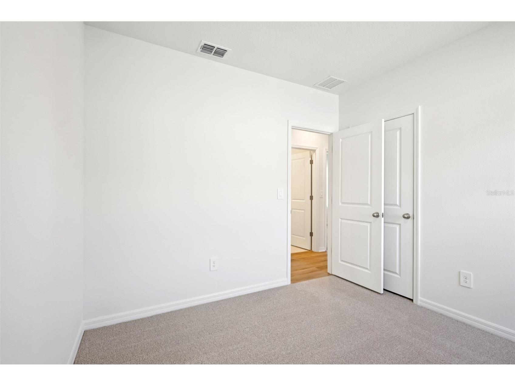 7496 Mia Vine Drive Brooksville FL 34601 TB8474654 image24