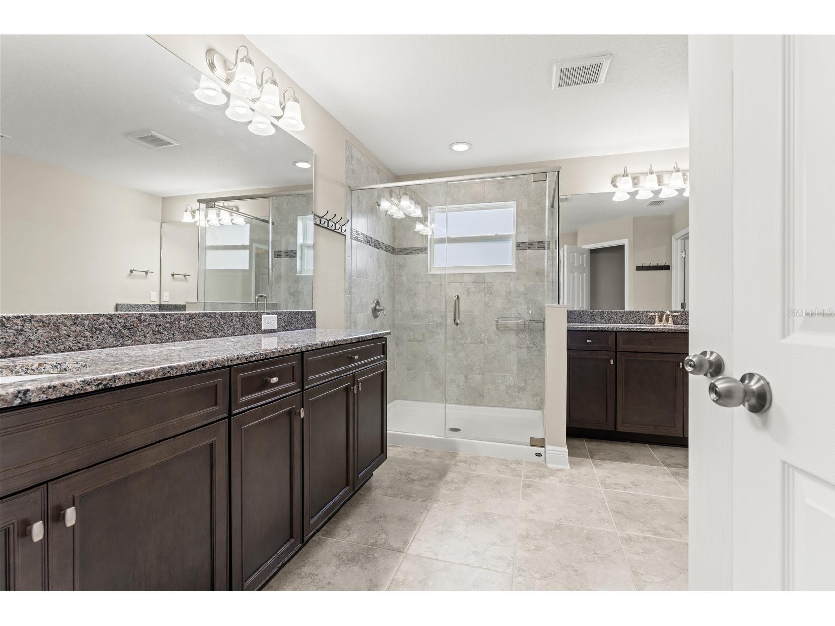 7496 Yale Harbor Drive Wesley Chapel FL 33545 TB8437981 image31