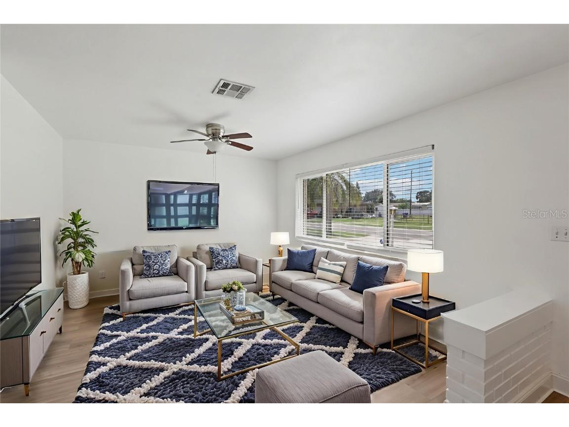 7499 7th Street N Saint Petersburg FL 33702 TB8411073 image2