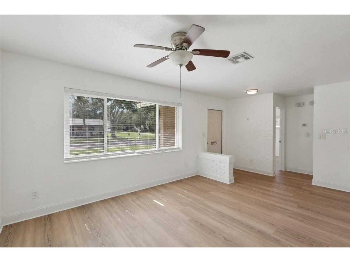 7499 7th Street N Saint Petersburg FL 33702 TB8411073 image24