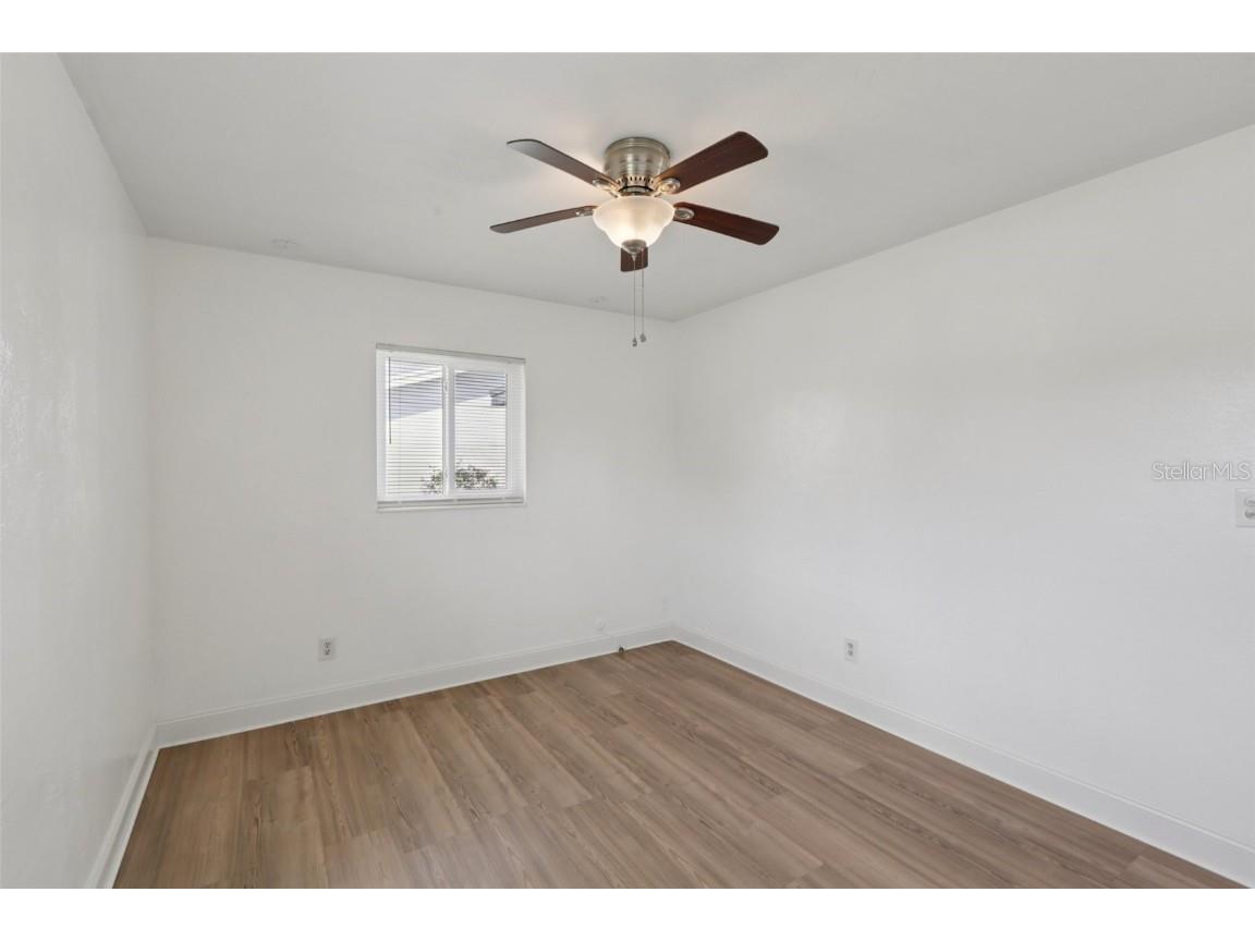 7499 7th Street N Saint Petersburg FL 33702 TB8411073 image40