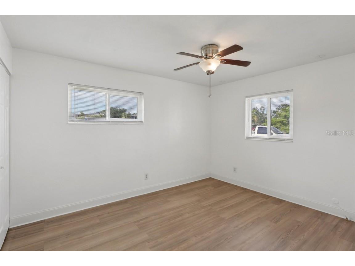 7499 7th Street N Saint Petersburg FL 33702 TB8411073 image49