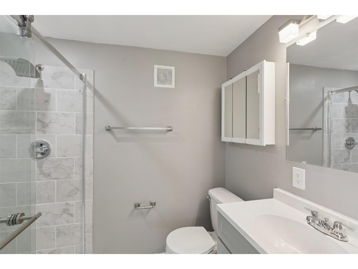 7499 7th Street N Saint Petersburg FL 33702 TB8411073 image7