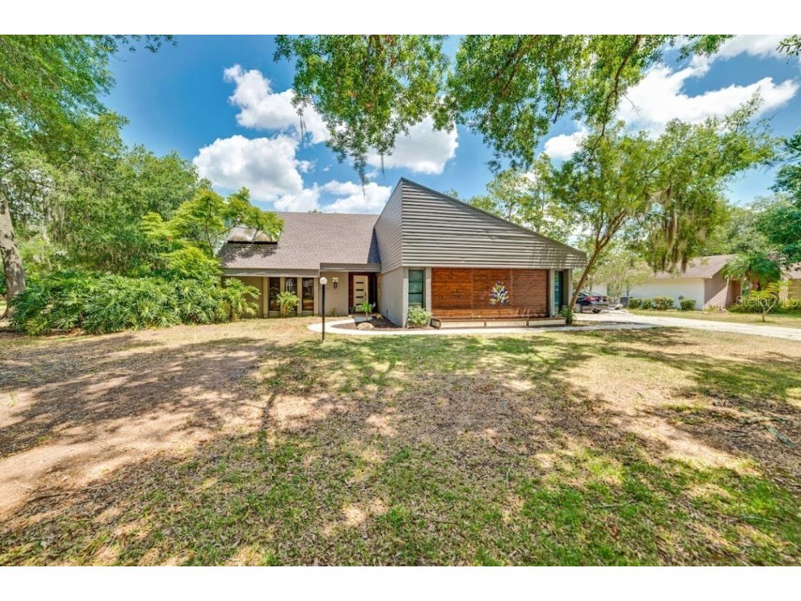75 Country Club Lane Mulberry FL 33860 V4936827 image1