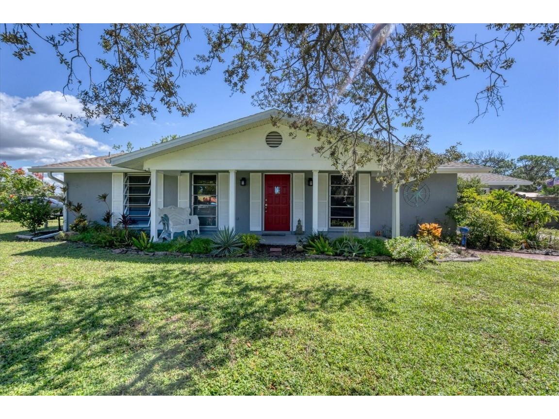 75 Hosmer Avenue Englewood FL 34223 D6132935 image1