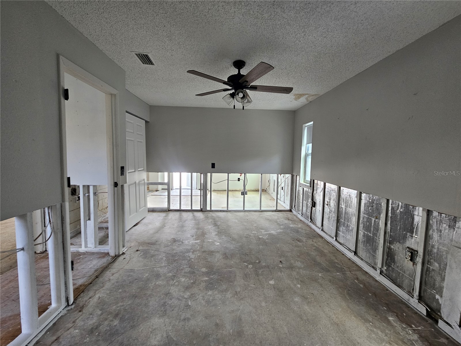 75 Virginia Court Englewood FL 34223 TB8494609 image25