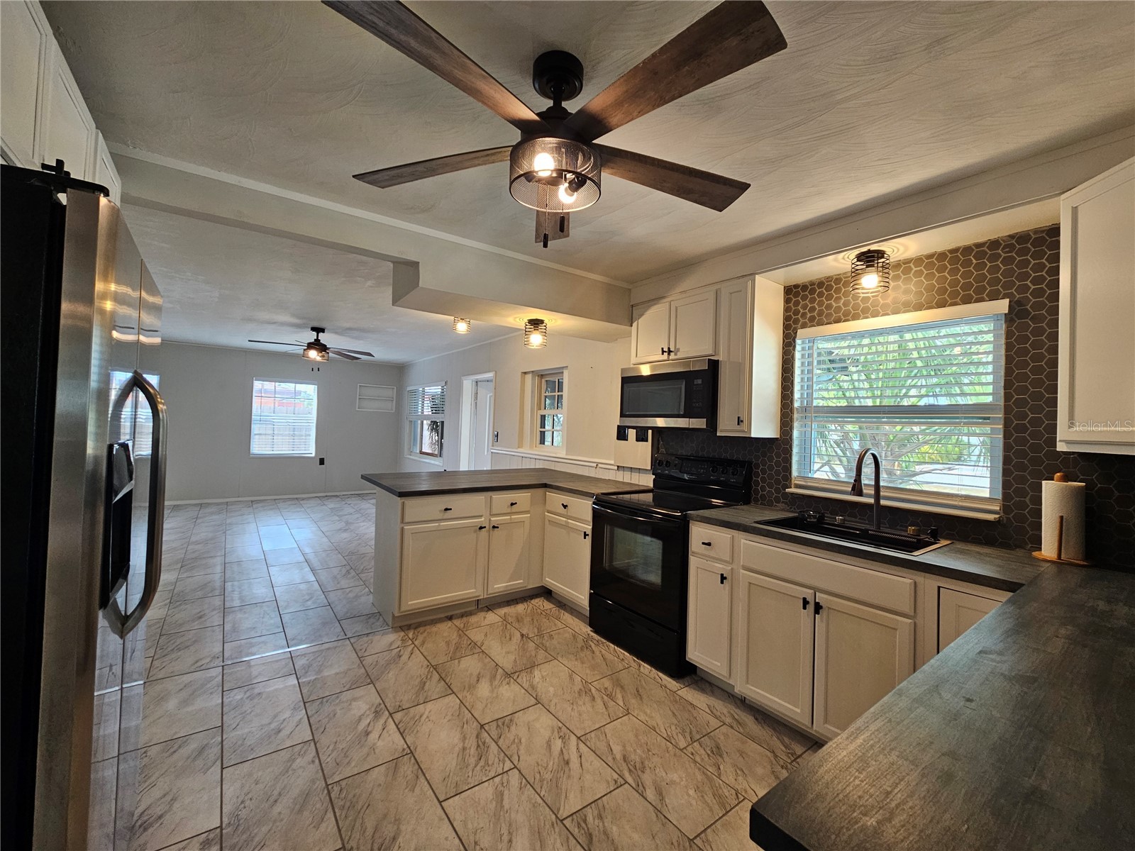 75 Virginia Court Englewood FL 34223 TB8494609 image5