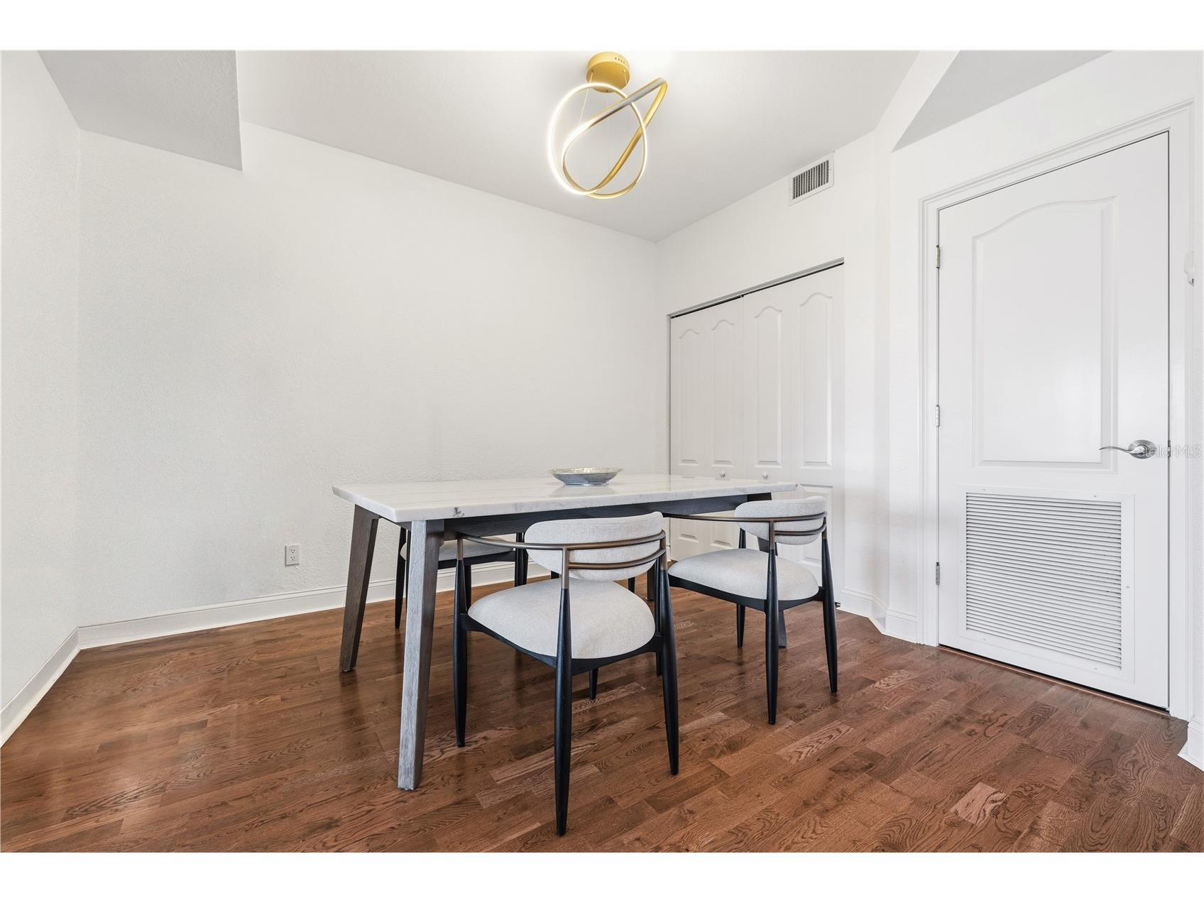 750 4th Avenue S #403C Saint Petersburg FL 33701 TB8474082 image5