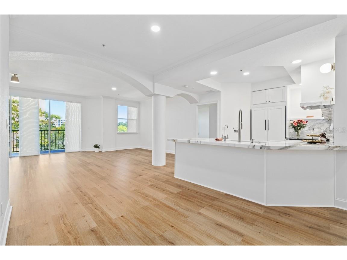 750 4th Avenue S #405D Saint Petersburg FL 33701 TB8454786 image10