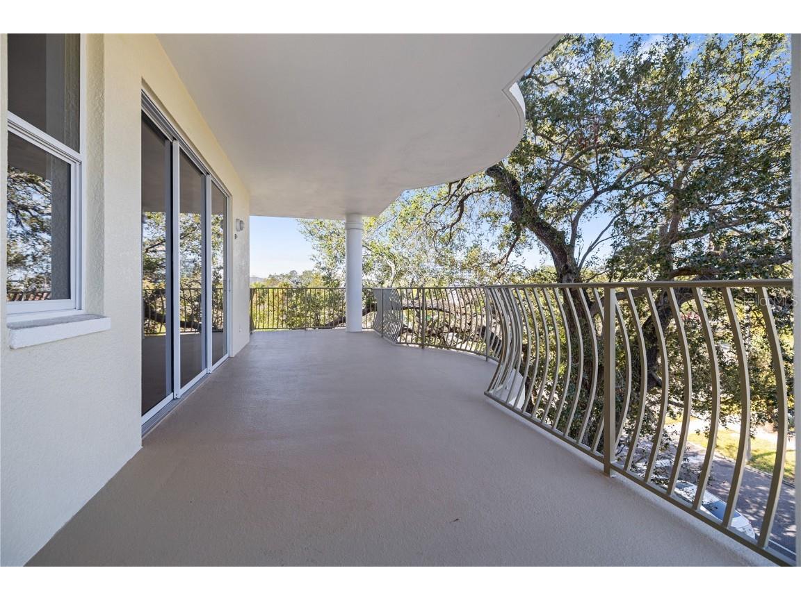 750 4th Avenue S #405D Saint Petersburg FL 33701 TB8454786 image13