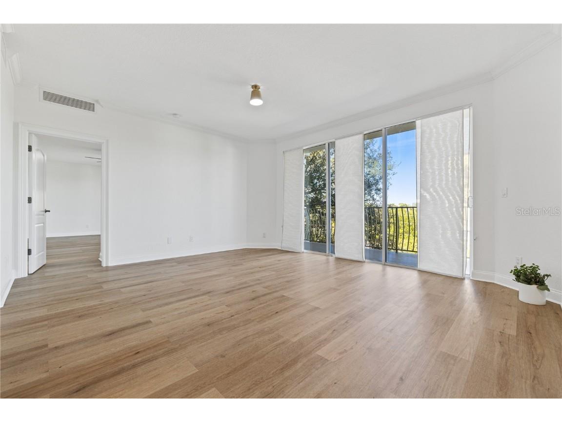 750 4th Avenue S #405D Saint Petersburg FL 33701 TB8454786 image18