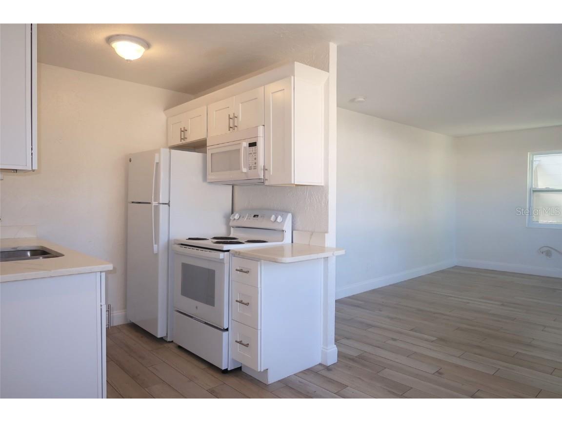 750 52nd Avenue N Saint Petersburg FL 33703 TB8445133 image11