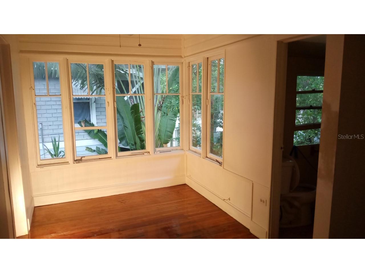 750 7th Avenue N Saint Petersburg FL 33701 TB8516660 image3