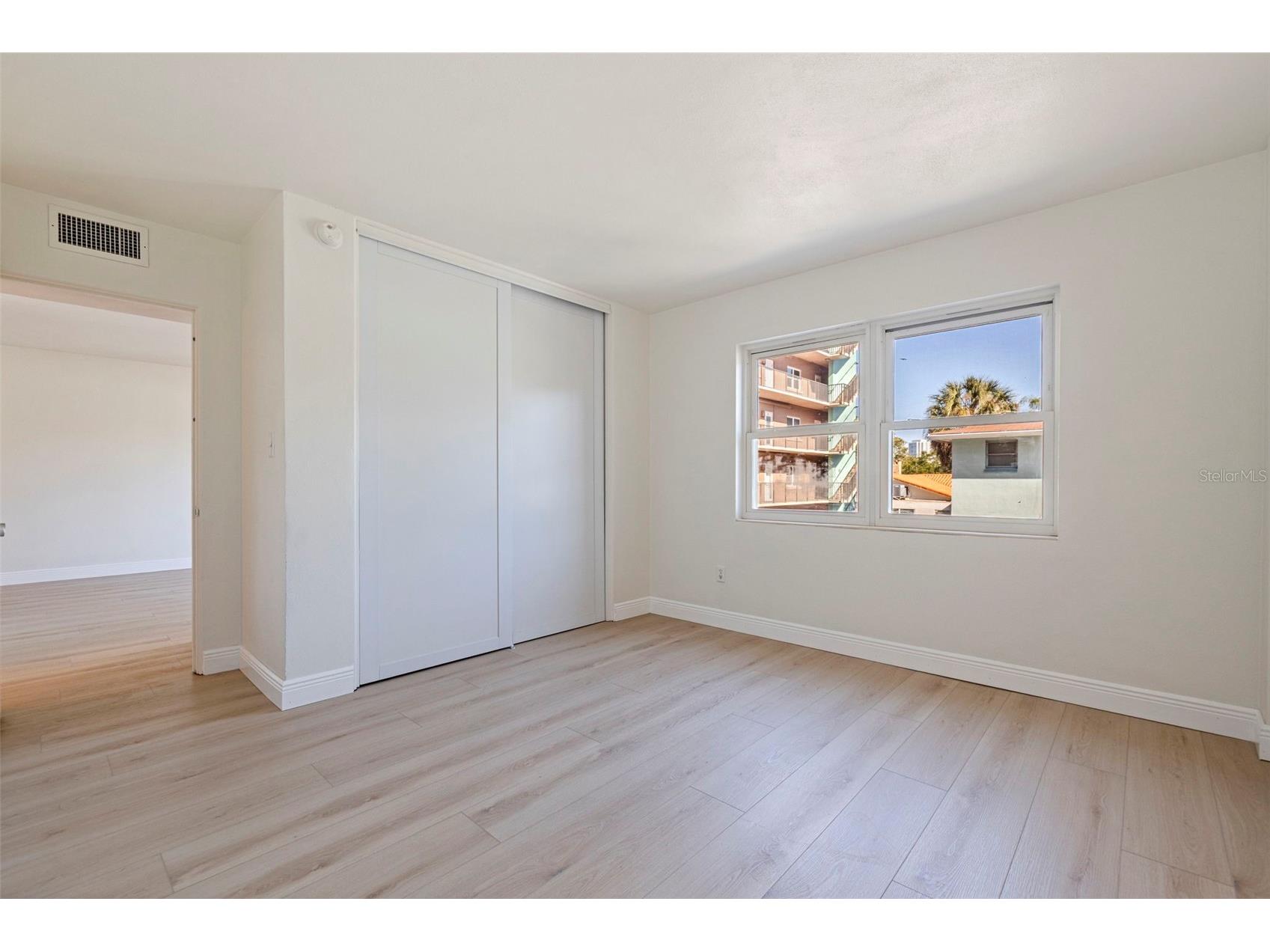 750 Burlington Avenue N #1G Saint Petersburg FL 33701 TB8461117 image19