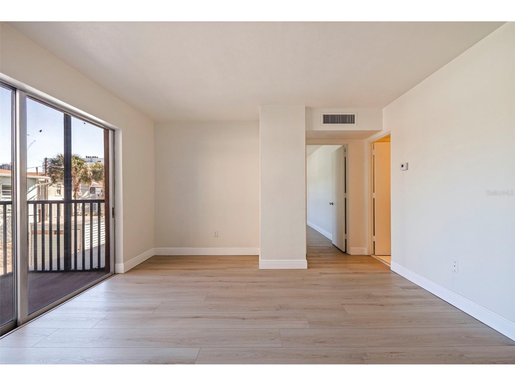 750 Burlington Avenue N #1G Saint Petersburg FL 33701 TB8461117 image22