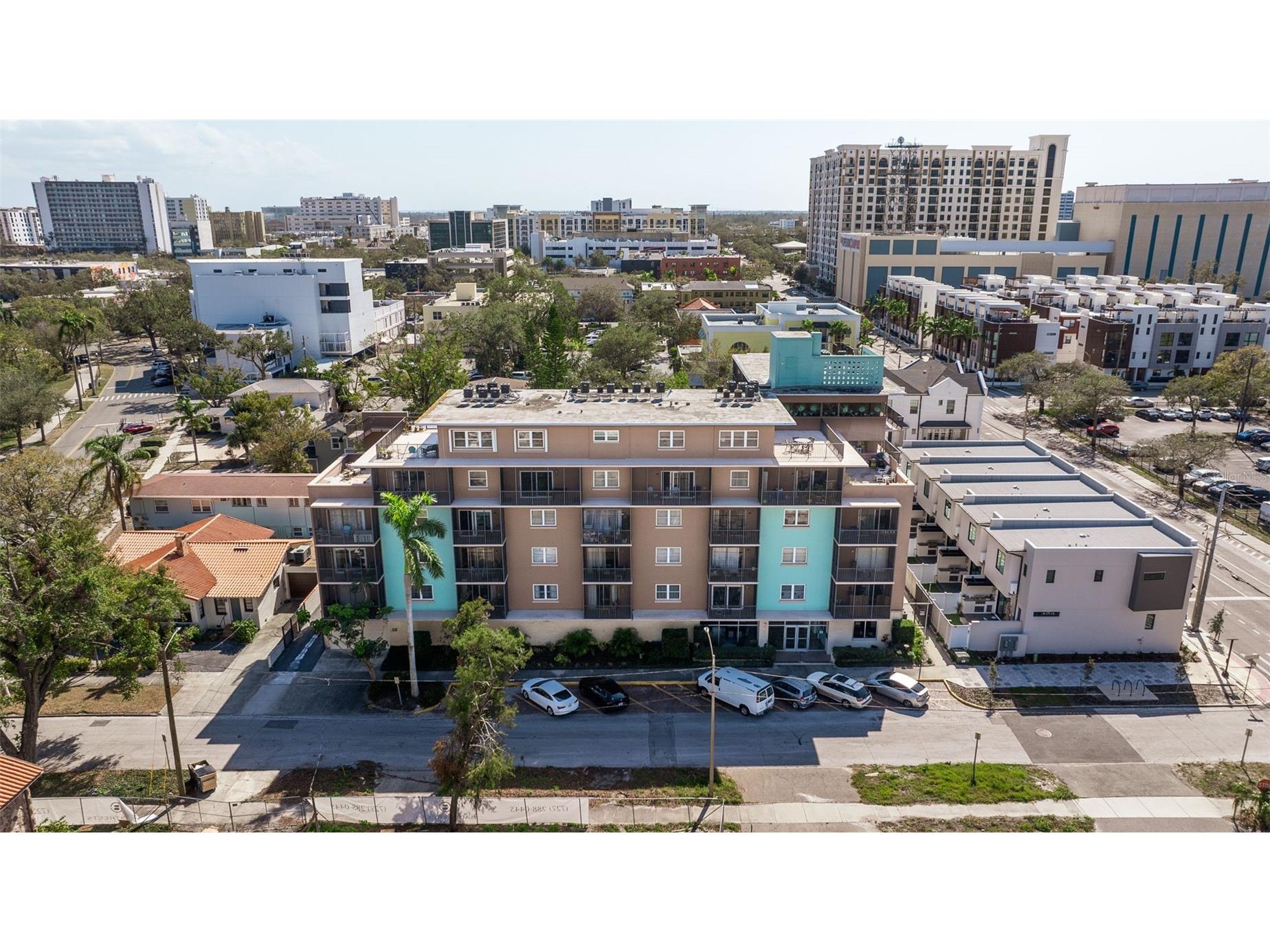 750 Burlington Avenue N #1G Saint Petersburg FL 33701 TB8461117 image33