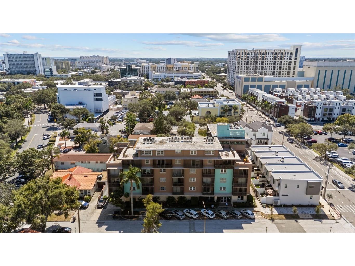 750 Burlington Avenue N #1H Saint Petersburg FL 33701 TB8440166 image1