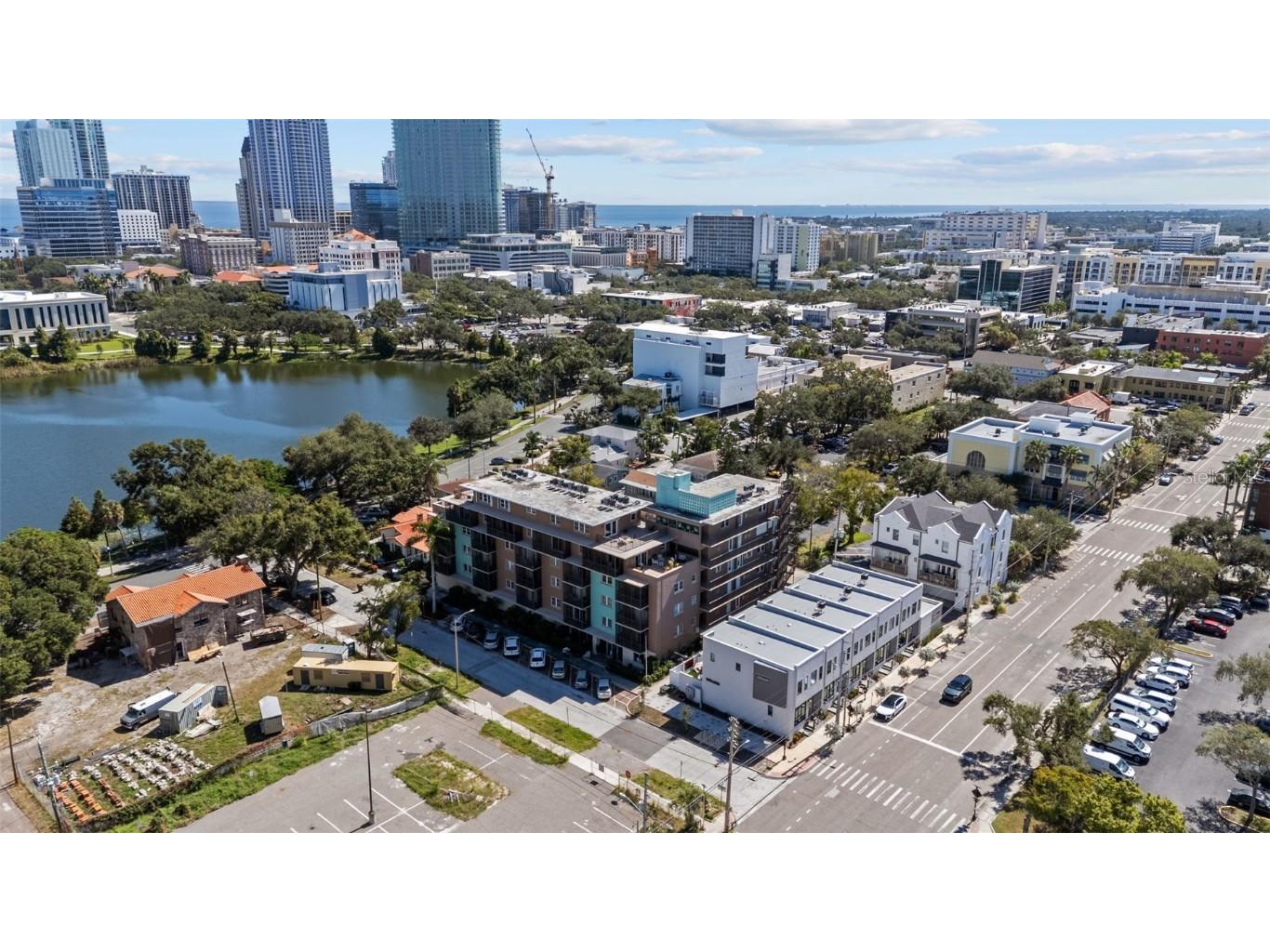 750 Burlington Avenue N #1H Saint Petersburg FL 33701 TB8440166 image21