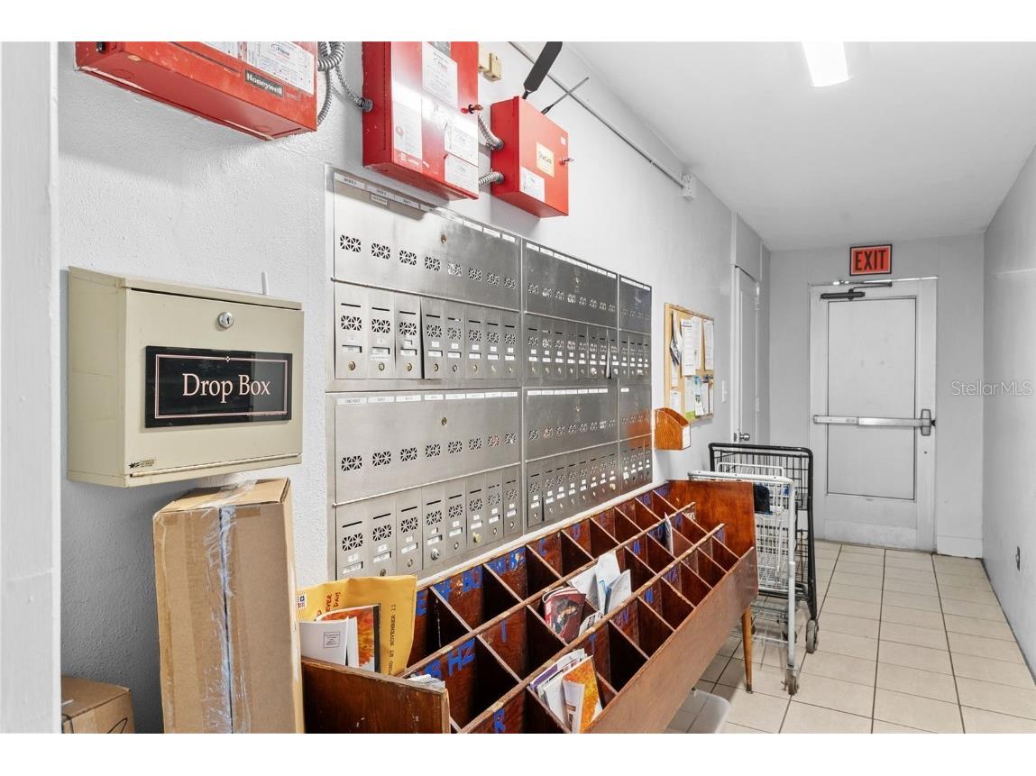 750 Burlington Avenue N #1H Saint Petersburg FL 33701 TB8440166 image34