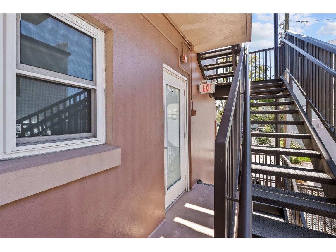 750 Burlington Avenue N #1H Saint Petersburg FL 33701 TB8440166 image7