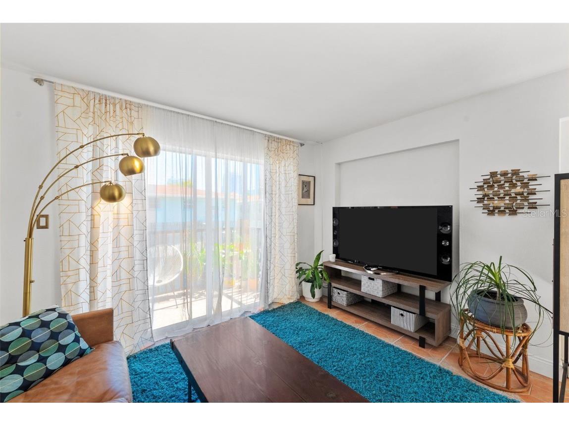 750 Burlington Avenue N #1H Saint Petersburg FL 33701 TB8440166 image8