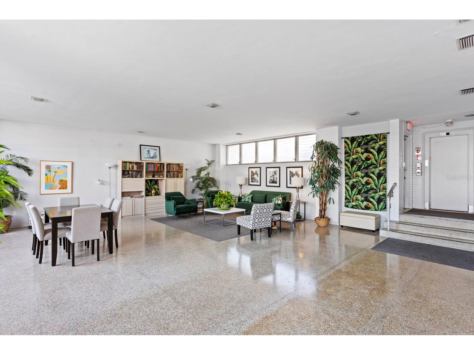 750 Burlington Avenue N #3C Saint Petersburg FL 33701 - Mirror Lake TB8509998 image2