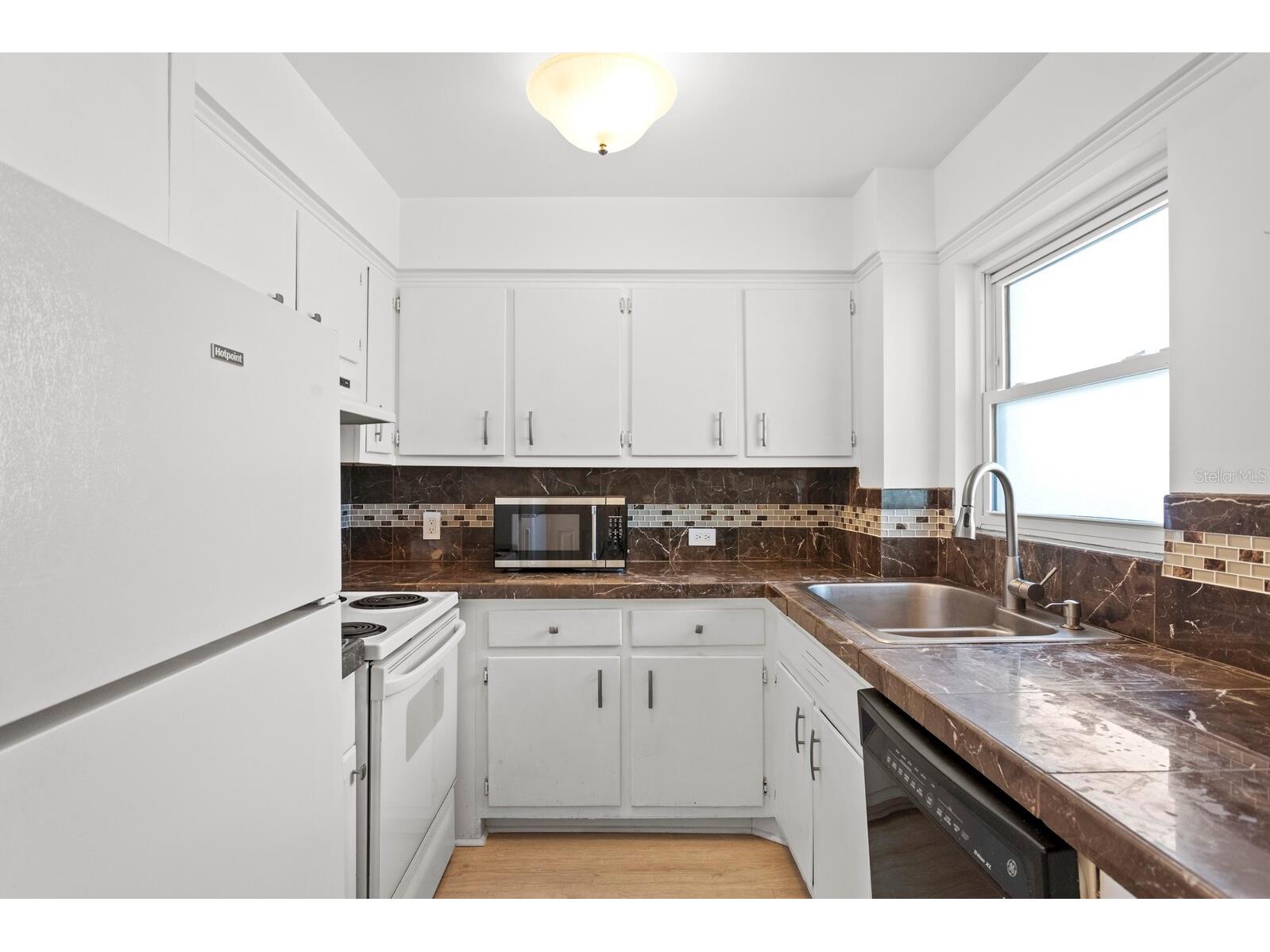 750 Burlington Avenue N #3C Saint Petersburg FL 33701 - Mirror Lake TB8509998 image5