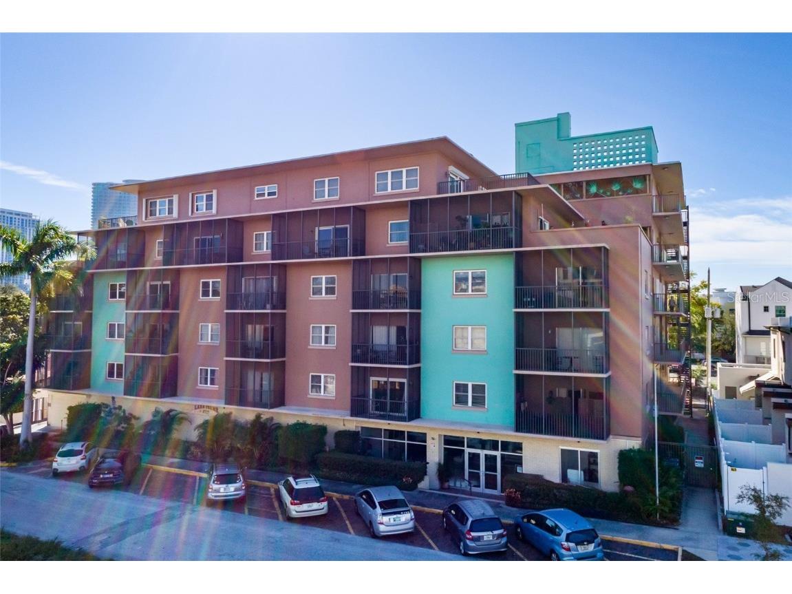 750 Burlington Avenue N #5B Saint Petersburg FL 33701 TB8445081 image1