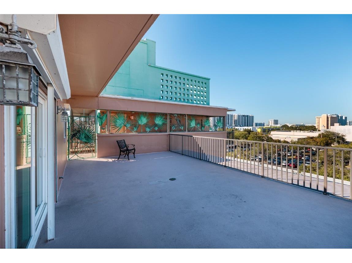 750 Burlington Avenue N #5B Saint Petersburg FL 33701 TB8445081 image14