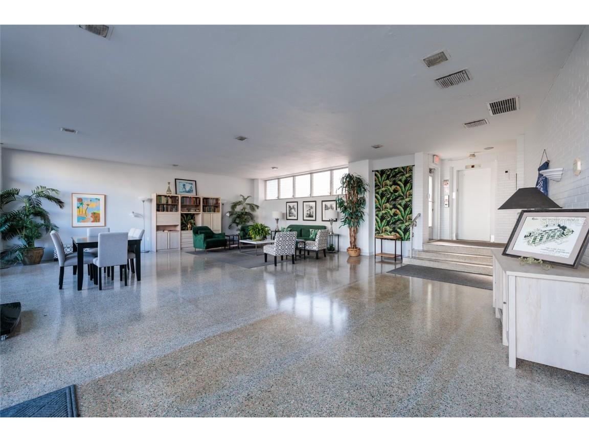 750 Burlington Avenue N #5B Saint Petersburg FL 33701 TB8445081 image32