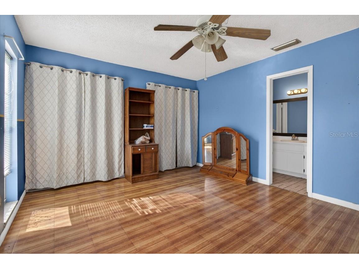 750 Caliente Drive Brandon FL 33511 A4675779 image28