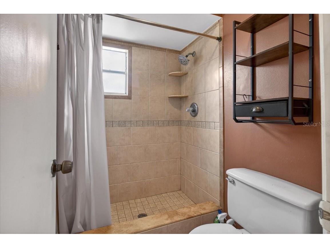 750 Caliente Drive Brandon FL 33511 A4675779 image32