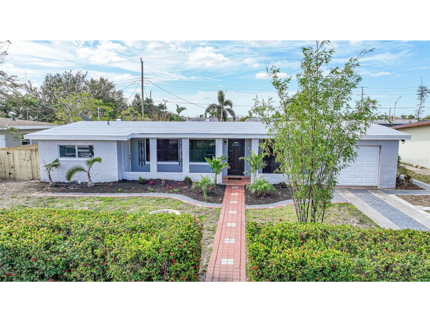 750 Conreid Drive NE Port Charlotte FL 33952 C7474390 image1