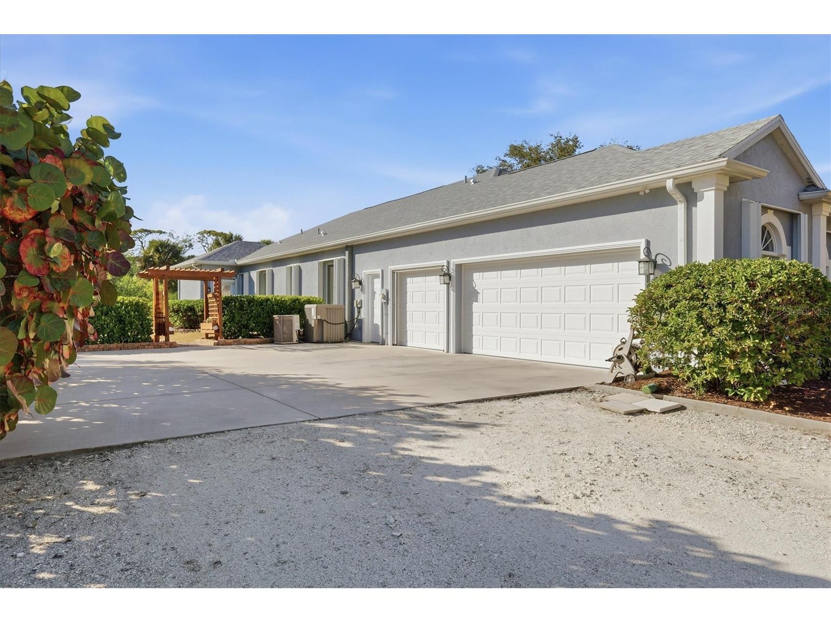 750 Harmony Lane Englewood FL 34223 D6145590 image2