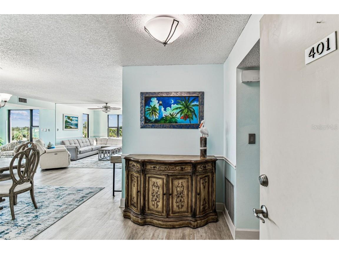 750 Island Way #401 Clearwater Beach FL 33767 - MANDALAY CHANNEL TB8432561 image3