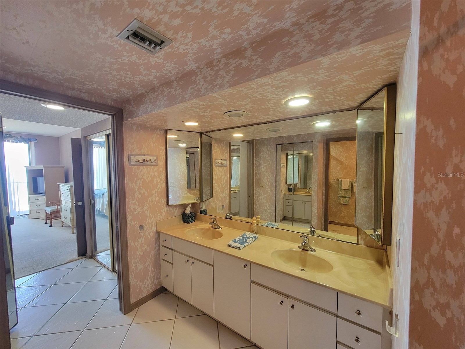 750 N Atlantic Avenue #1104 Cocoa Beach FL 32931 - ATLANTIC OCEAN O6405305 image21