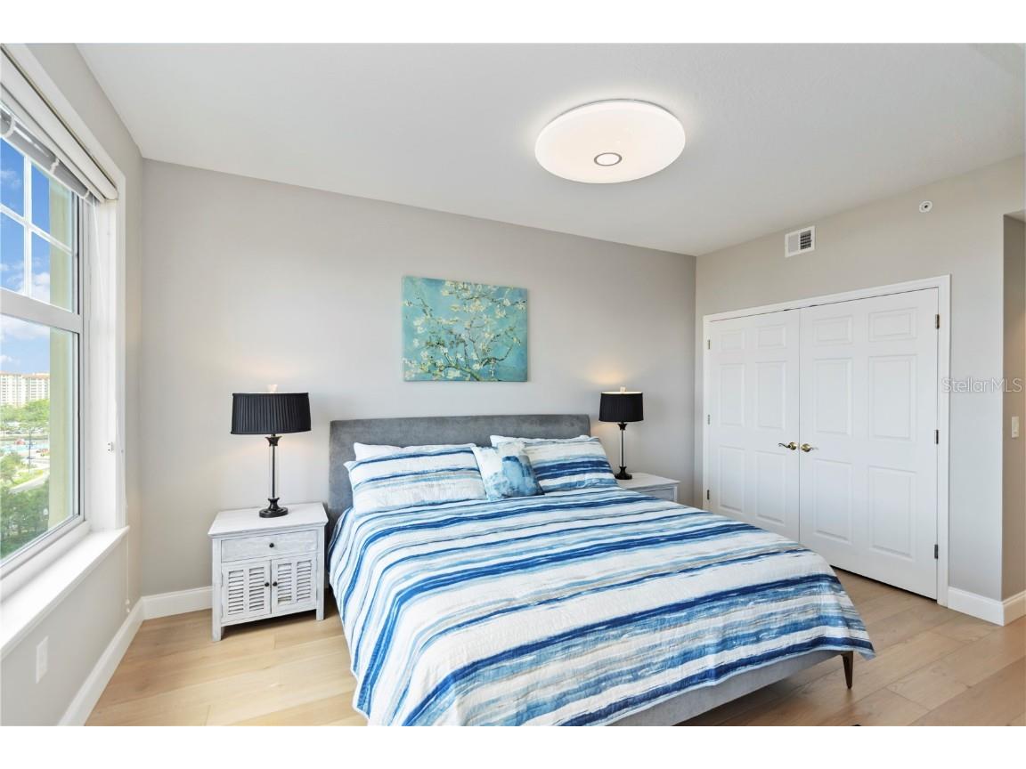 750 N Tamiami Trail #1005 Sarasota FL 34236 A4675978 image15