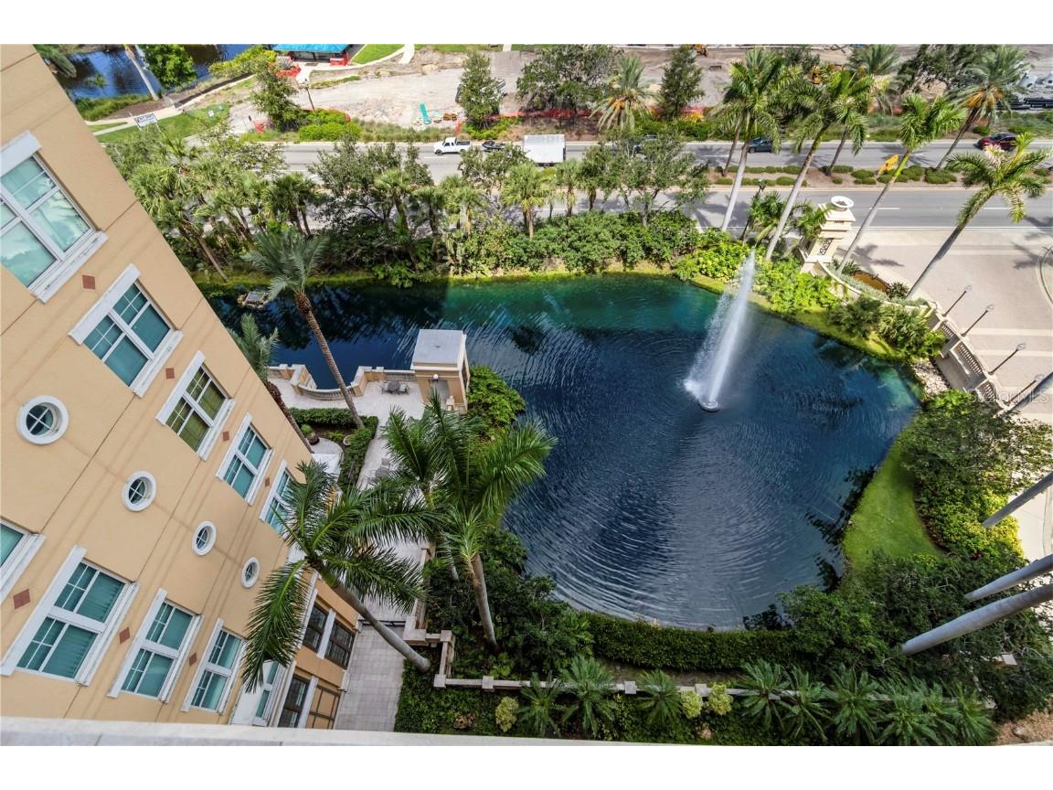 750 N Tamiami Trail #1005 Sarasota FL 34236 A4675978 image4