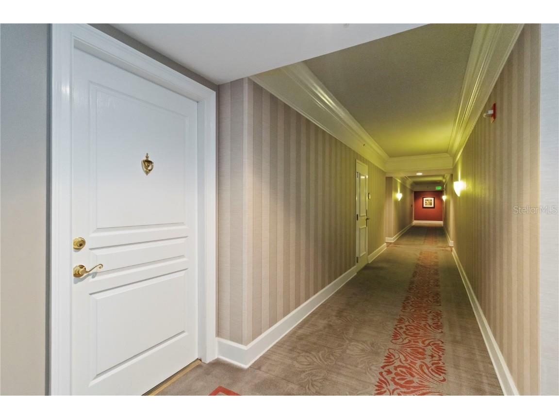 750 N Tamiami Trail #1005 Sarasota FL 34236 A4675978 image5