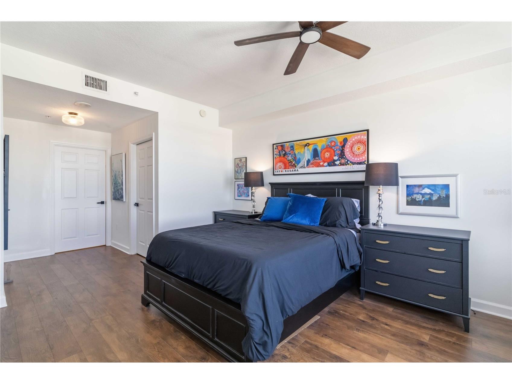 750 N Tamiami Trail #1104 Sarasota FL 34236 A4686921 image25